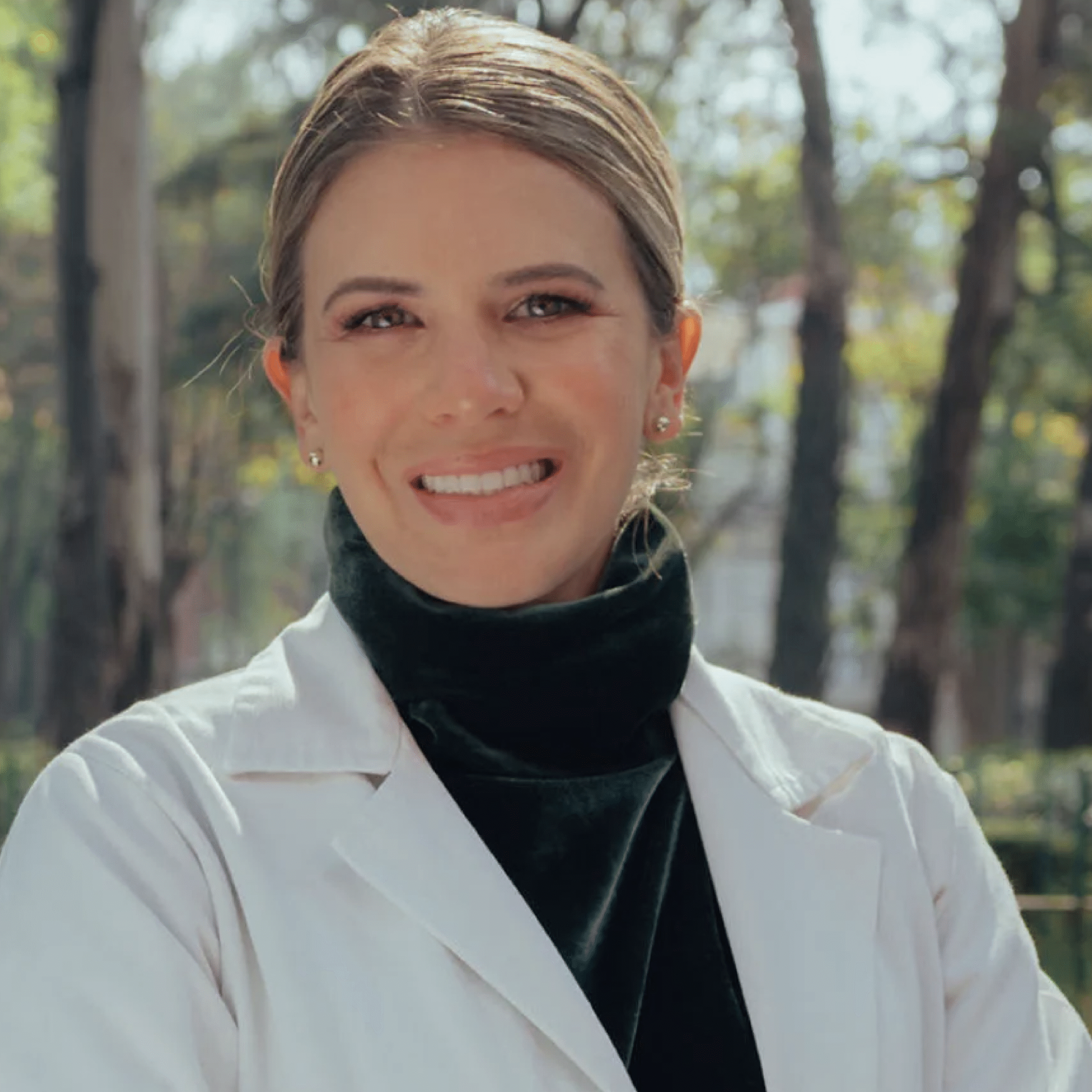 Arboleda https://colegiomedicocolombiano.org/wp-content/uploads/2025/10/Arboleda-1-scaled.png